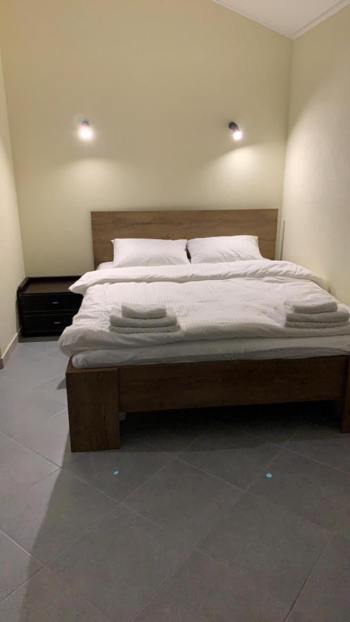 Zig Zag Hotel คาเมียเนตส์-โปดิลสกี ภายนอก รูปภาพ